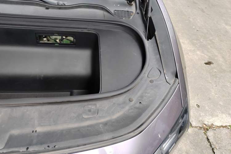 Used HiPhi Y 2023 560 km Pioneer Edition Engine Bay Left