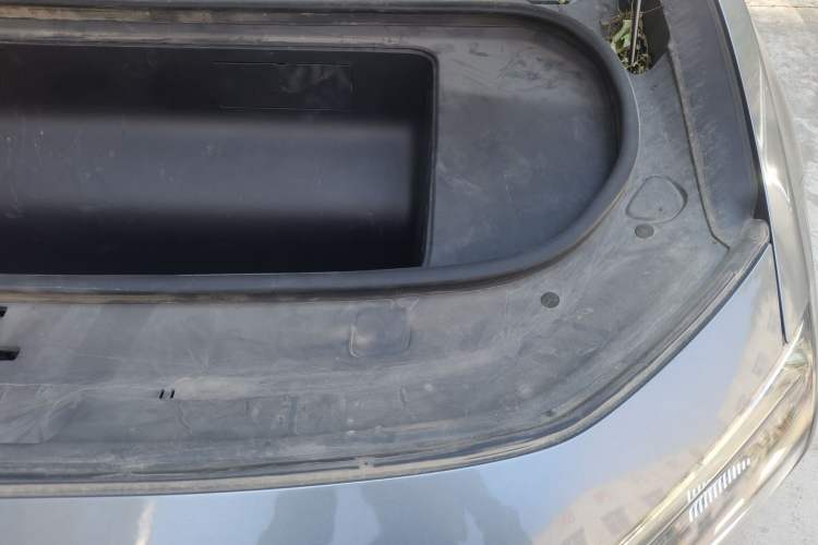 Used HiPhi Y 2023 560 km Pioneer Edition Engine Bay Left