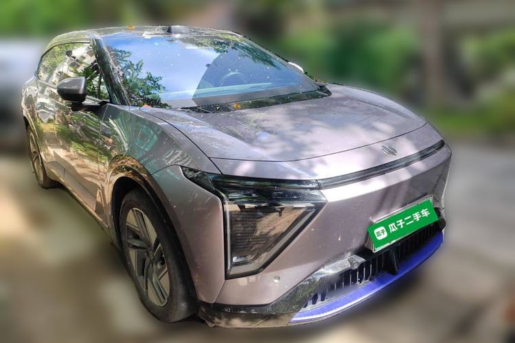 Used HiPhi Y 2023 560 km Pioneer Edition Front Right 45 Deg