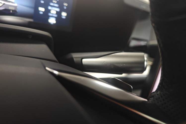 Used HiPhi Y 2023 560 km Pioneer Edition Gear Lever