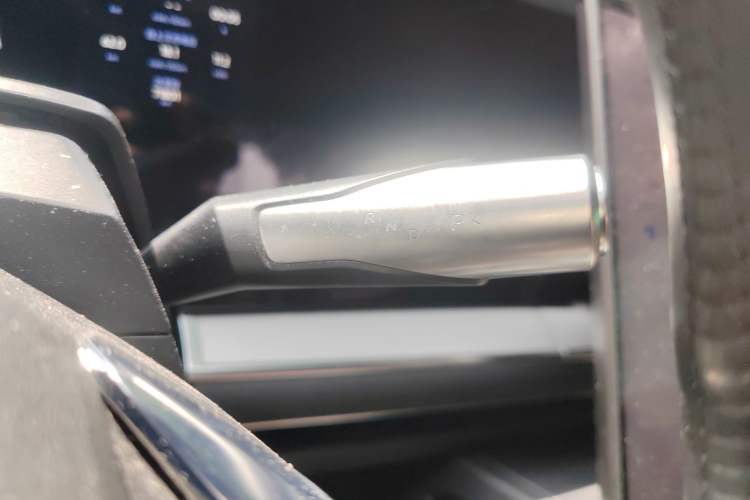 Used HiPhi Y 2023 560 km Pioneer Edition Gear Lever