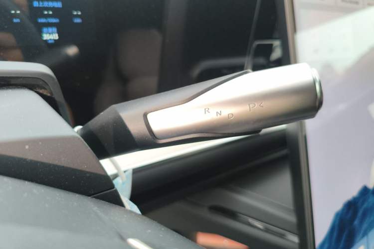 Used HiPhi Y 2023 560 km Pioneer Edition Gear Lever