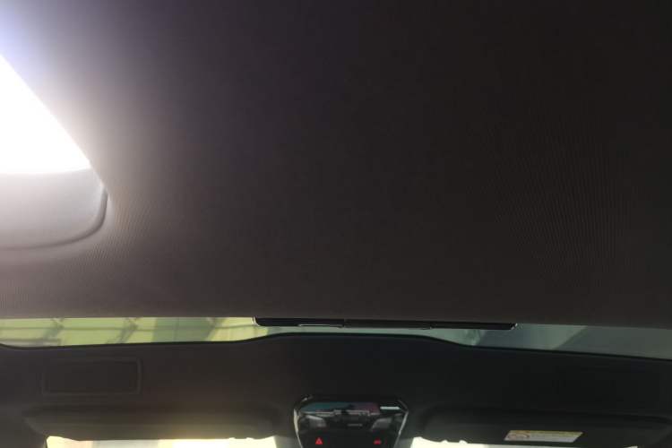 Used HiPhi Y 2023 560 km Pioneer Edition Headliner