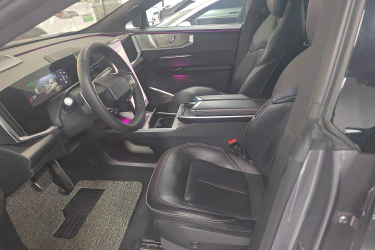 Used HiPhi Y 2023 560 km Pioneer Edition Left Front Seat