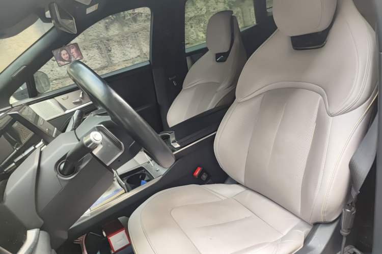 Used HiPhi Y 2023 765 km Flagship Edition Left Front Seat
