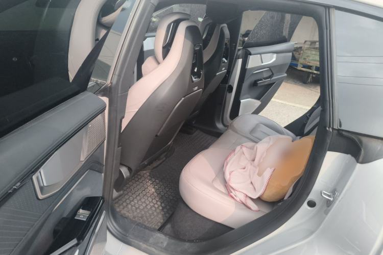 Used HiPhi Y 2023 560 km Pioneer Edition Left Rear Seat