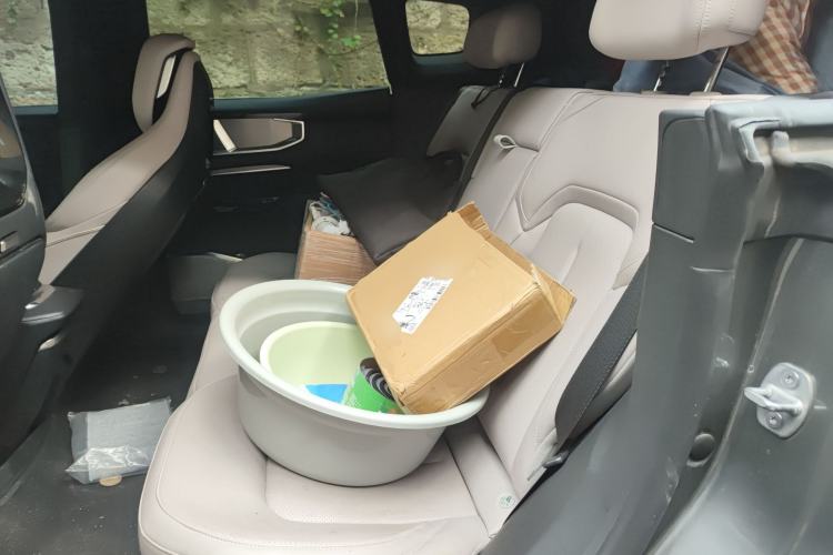 Used HiPhi Y 2023 765 km Flagship Edition Left Rear Seat