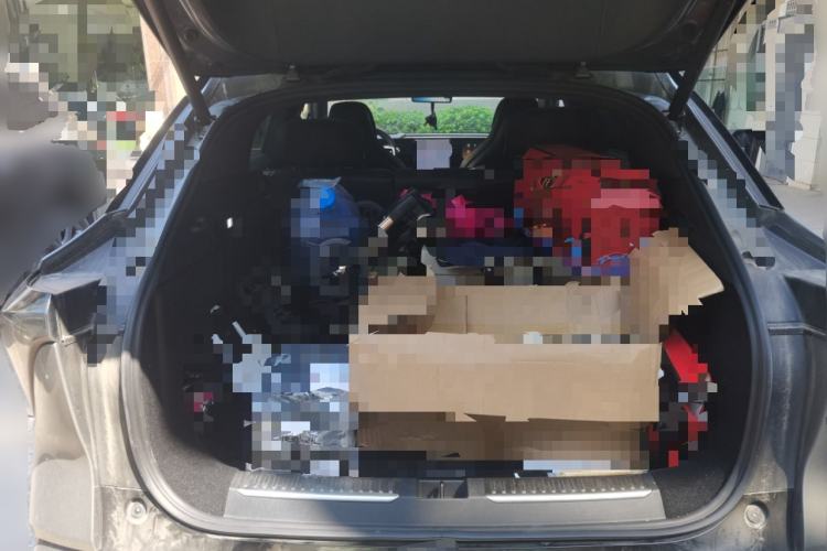Used HiPhi Y 2023 560 km Pioneer Edition Trunk