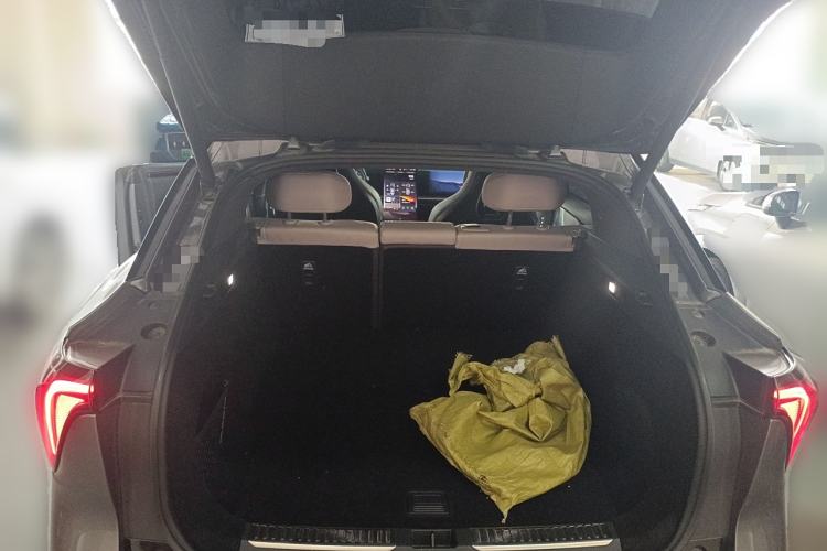 Used HiPhi Y 2023 560 km Elite Version Trunk
