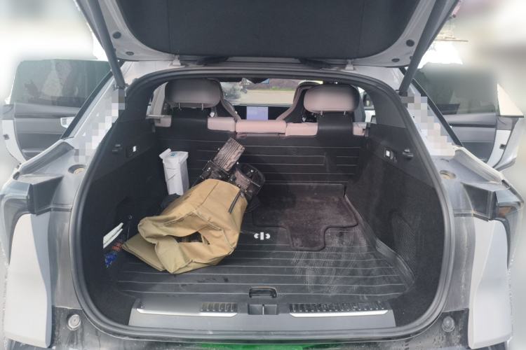 Used HiPhi Y 2023 560 km Pioneer Edition Trunk