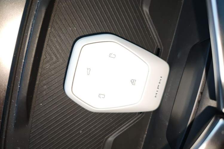 Used HiPhi Y 2023 765 km Flagship Edition Vehicle Key