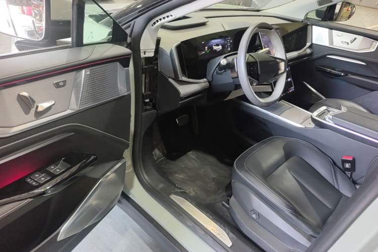 Used HiPhi Y 2023 765 km Flagship Edition Driver Seat