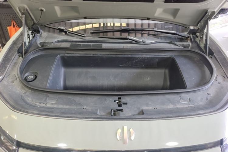 Used HiPhi Y 2023 765 km Flagship Edition Engine Bay
