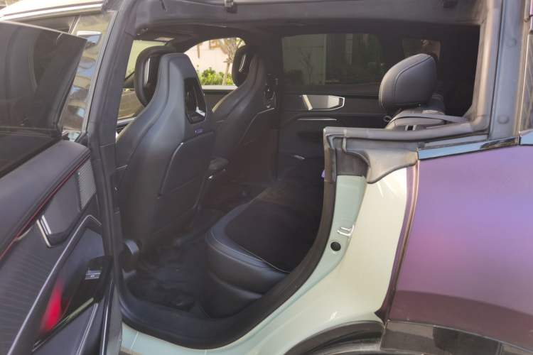 Used HiPhi Y 2023 560 km Elite Version Left Rear Seat