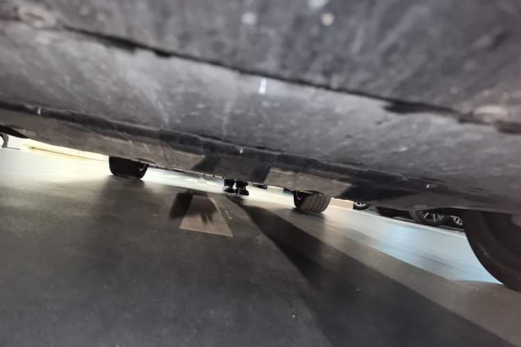 Used HiPhi Y 2023 560 km Pioneer Edition Chassis Front