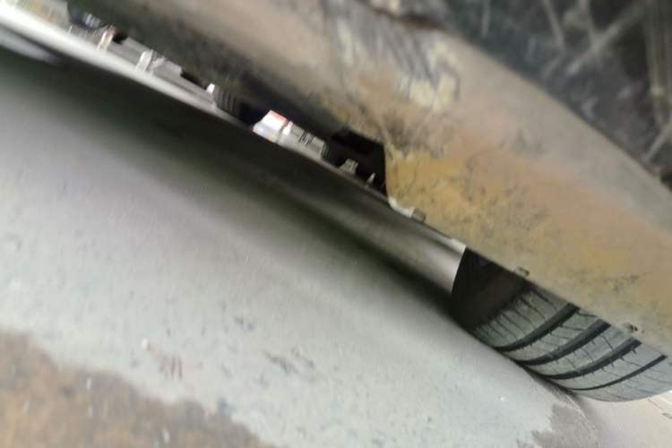 Used HiPhi Y 2023 560 km Pioneer Edition Chassis Front Left