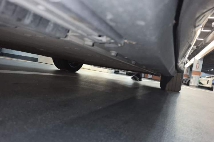 Used HiPhi Y 2023 560 km Pioneer Edition Chassis Front Left