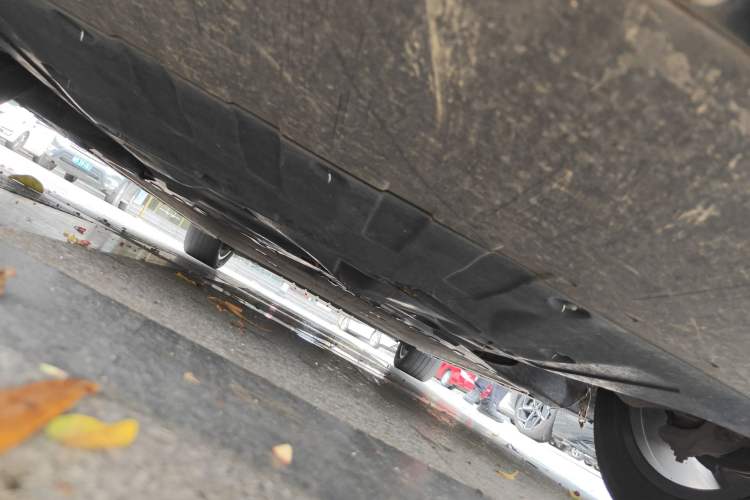 Used HiPhi Y 2023 560 km Pioneer Edition Chassis Front