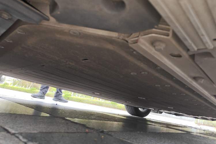 Used HiPhi Y 2023 560 km Pioneer Edition Chassis Rear Right