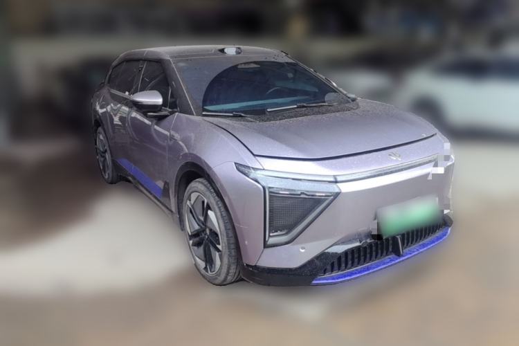 Used HiPhi Y 2023 560 km Pioneer Edition Front Right 45 Deg