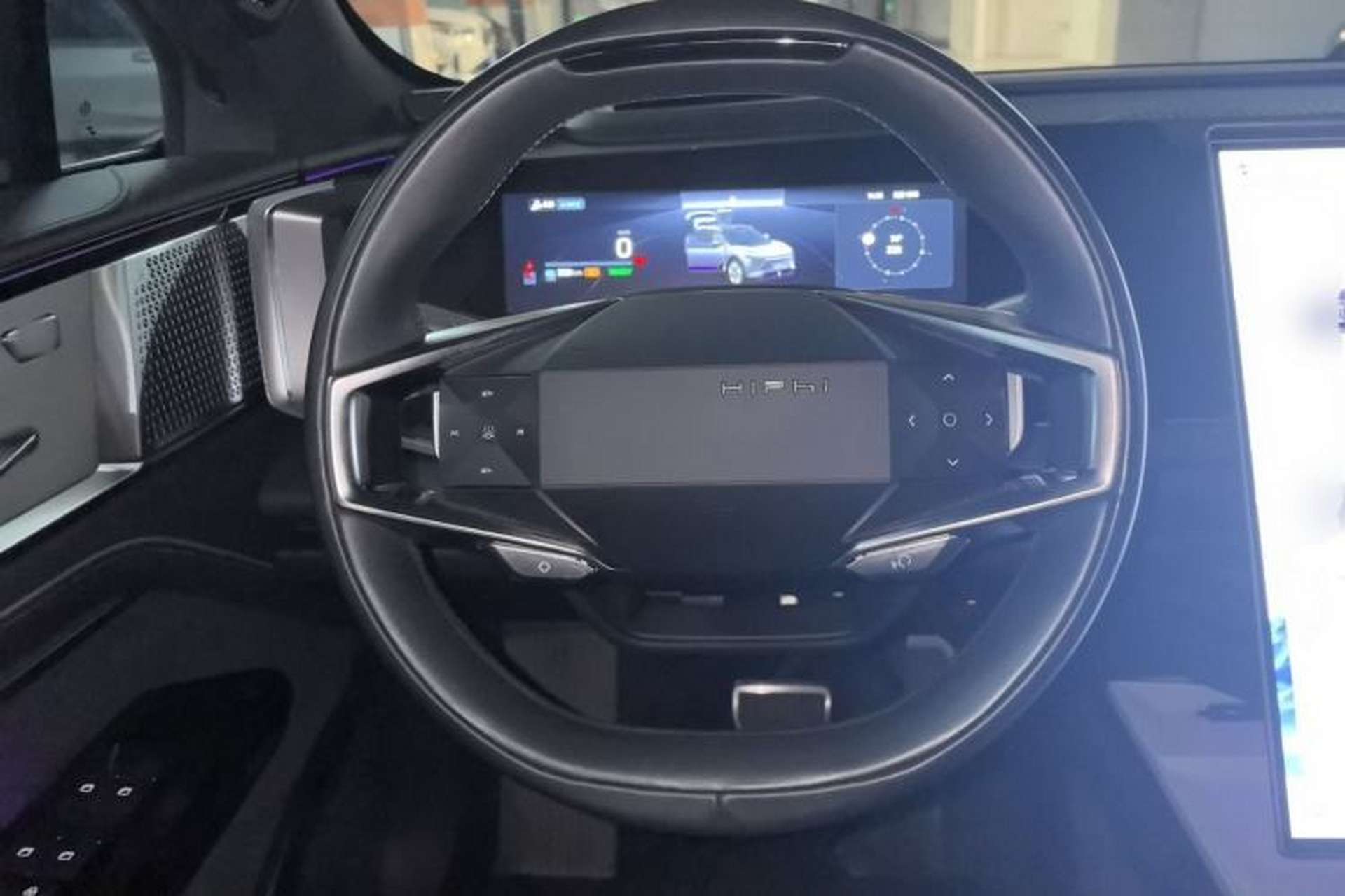 Used HiPhi Y 2023 560 km Pioneer Edition Steering Wheel