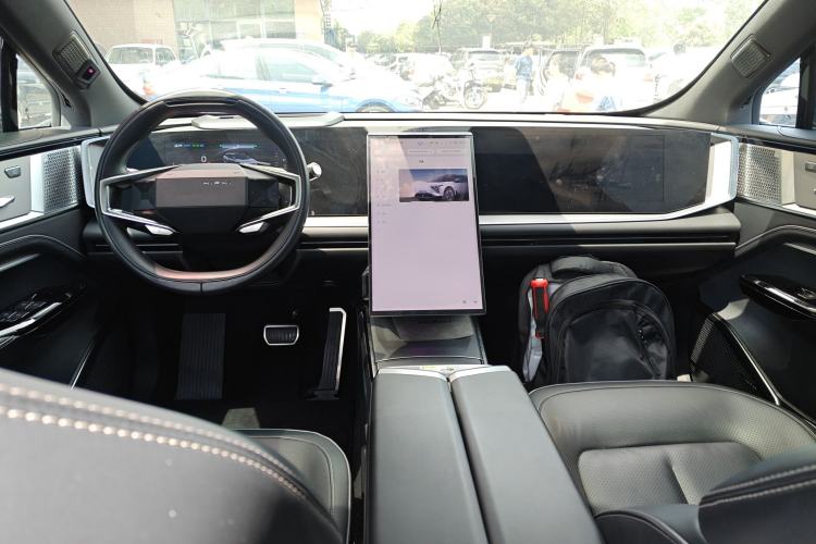 Used HiPhi Y 2023 560 km Pioneer Edition Center Console