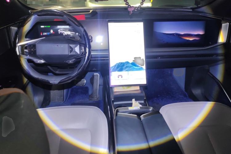 Used HiPhi Y 2023 560 km Pioneer Edition Center Console