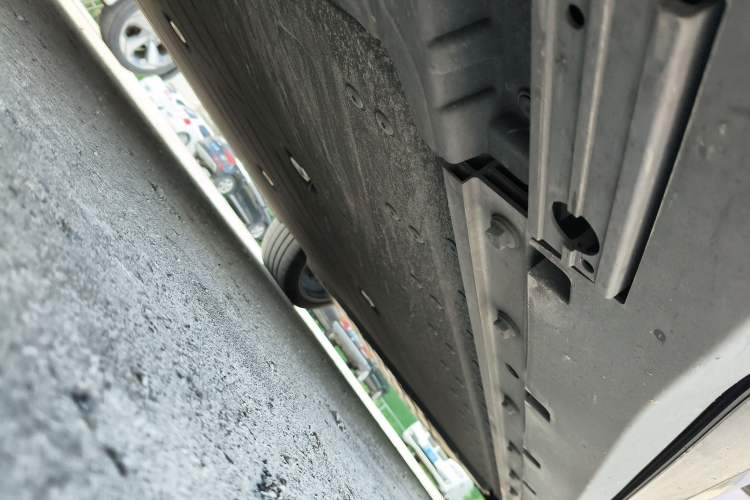 Used HiPhi Y 2023 560 km Pioneer Edition Chassis Front Left