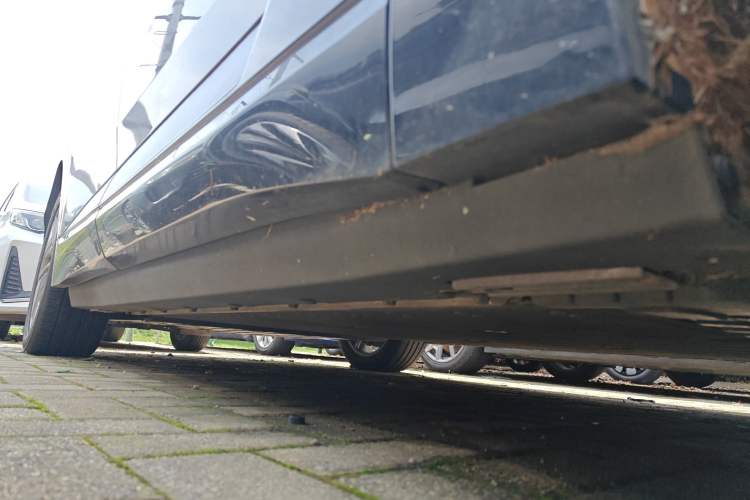 Used HiPhi Y 2023 560 km Pioneer Edition Chassis Front Right