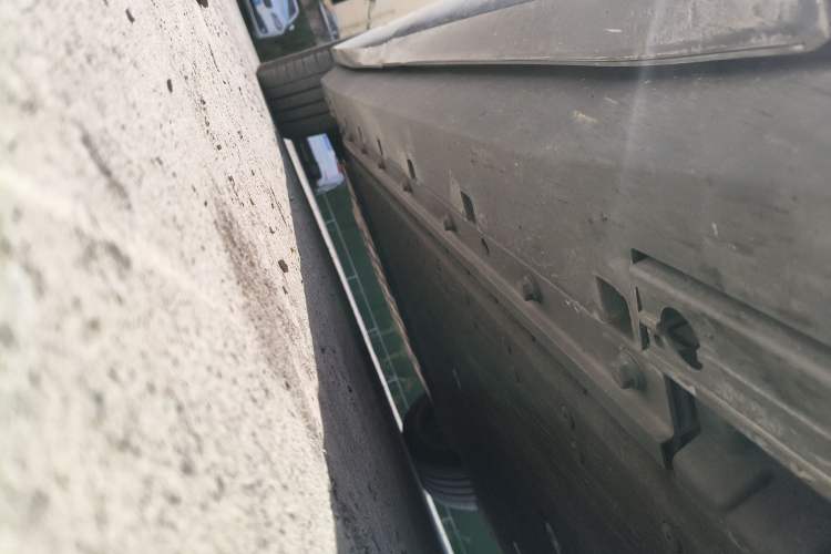 Used HiPhi Y 2023 560 km Pioneer Edition Chassis Front Right