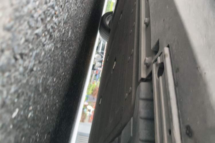 Used HiPhi Y 2023 560 km Pioneer Edition Chassis Front Right
