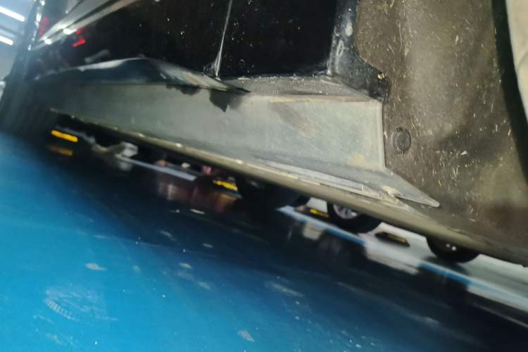Used HiPhi Y 2023 560 km Pioneer Edition Chassis Front Right