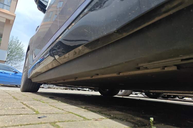 Used HiPhi Y 2023 560 km Pioneer Edition Chassis Rear Left