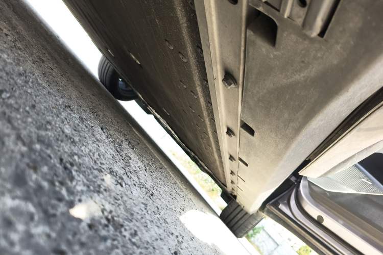 Used HiPhi Y 2023 560 km Pioneer Edition Chassis Rear Right