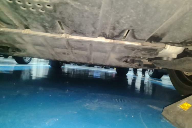 Used HiPhi Y 2023 560 km Pioneer Edition Chassis Rear