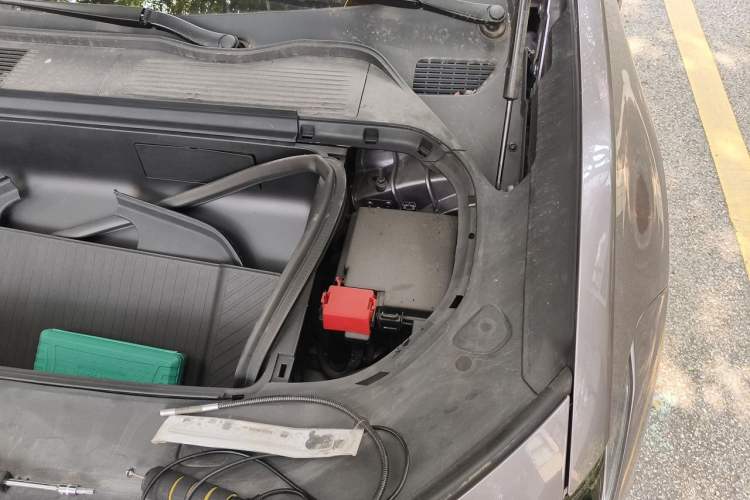 Used HiPhi Y 2023 560 km Elite Version Engine Bay Left