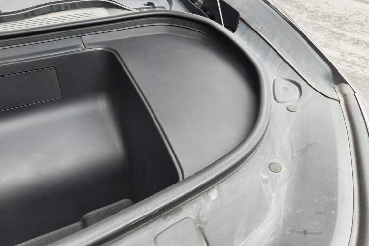 Used HiPhi Y 2023 560 km Pioneer Edition Engine Bay Left