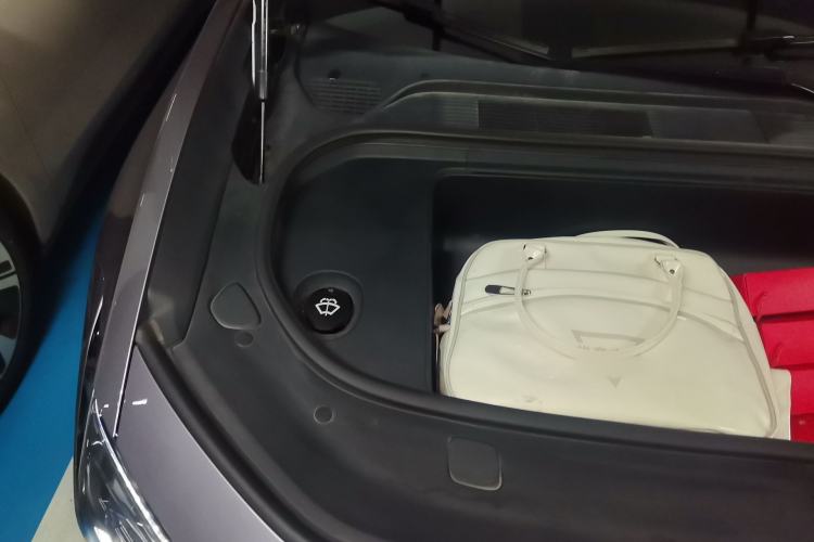 Used HiPhi Y 2023 560 km Pioneer Edition Engine Bay Right