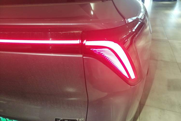 Used HiPhi Y 2023 765 km Flagship Edition Exterior 3