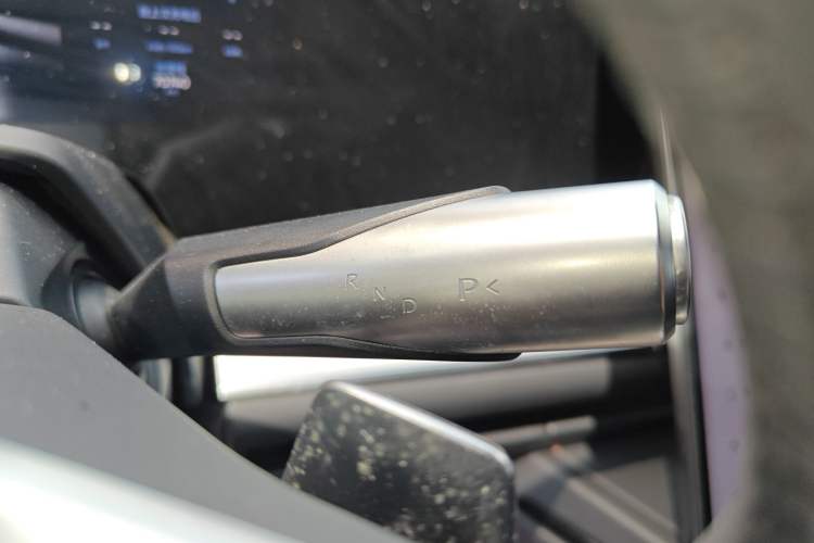 Used HiPhi Y 2023 560 km Pioneer Edition Gear Lever