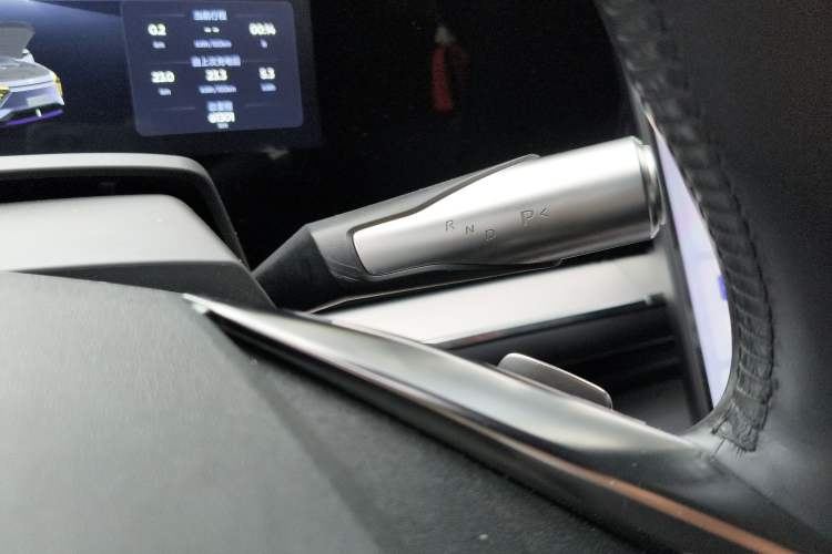 Used HiPhi Y 2023 560 km Pioneer Edition Gear Lever