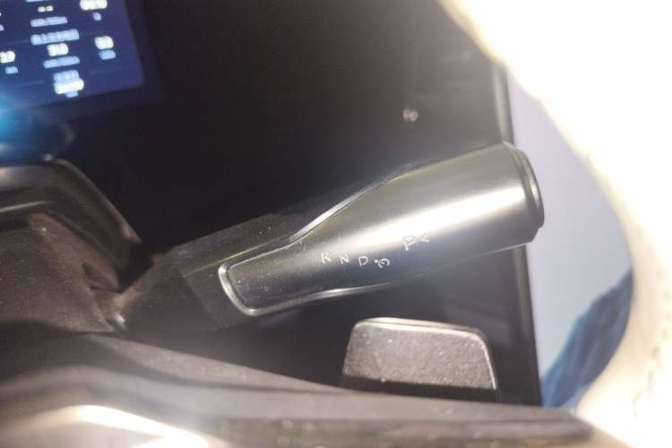 Used HiPhi Y 2023 765 km Flagship Edition Gear Lever