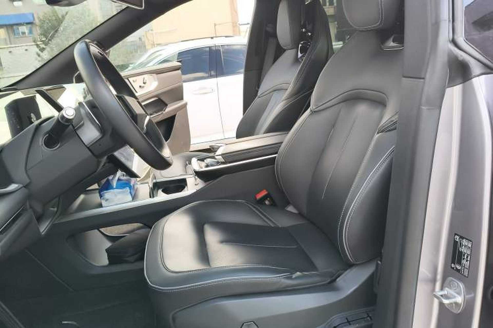 Used HiPhi Y 2023 560 km Pioneer Edition Left Front Seat