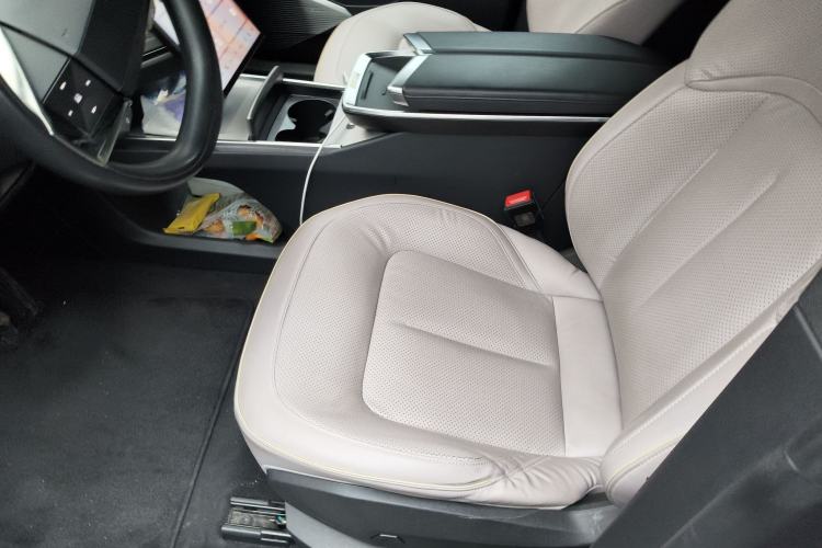 Used HiPhi Y 2023 560 km Pioneer Edition Left Front Seat