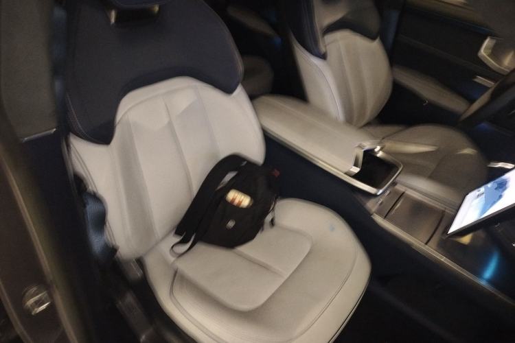 Used HiPhi Y 2023 765 km Flagship Edition Right Front Seat