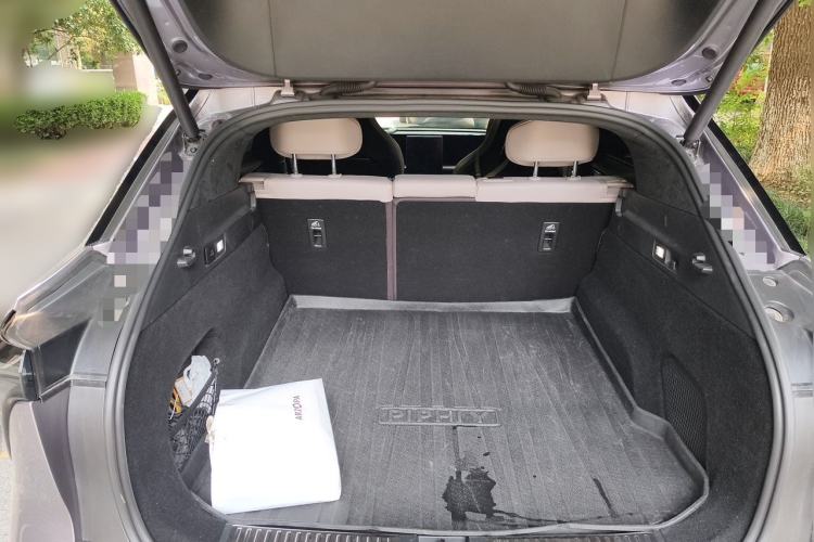 Used HiPhi Y 2023 560 km Elite Version Trunk