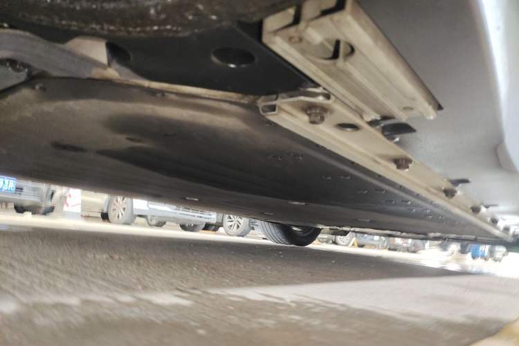 Used HiPhi Y 2023 560 km Pioneer Edition Chassis Rear Right