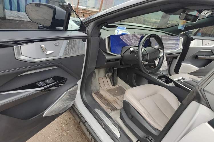 Used HiPhi Y 2023 560 km Pioneer Edition Driver Seat