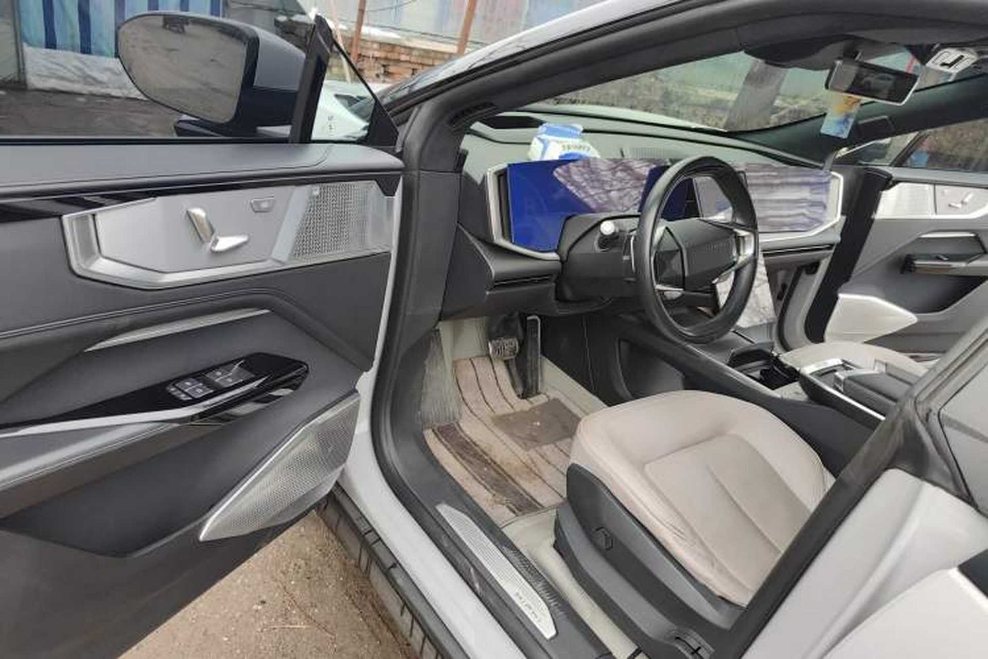 Used HiPhi Y 2023 560 km Pioneer Edition Driver Seat