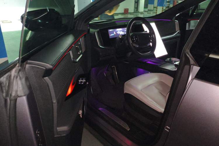 Used HiPhi Y 2023 560 km Pioneer Edition Driver Seat